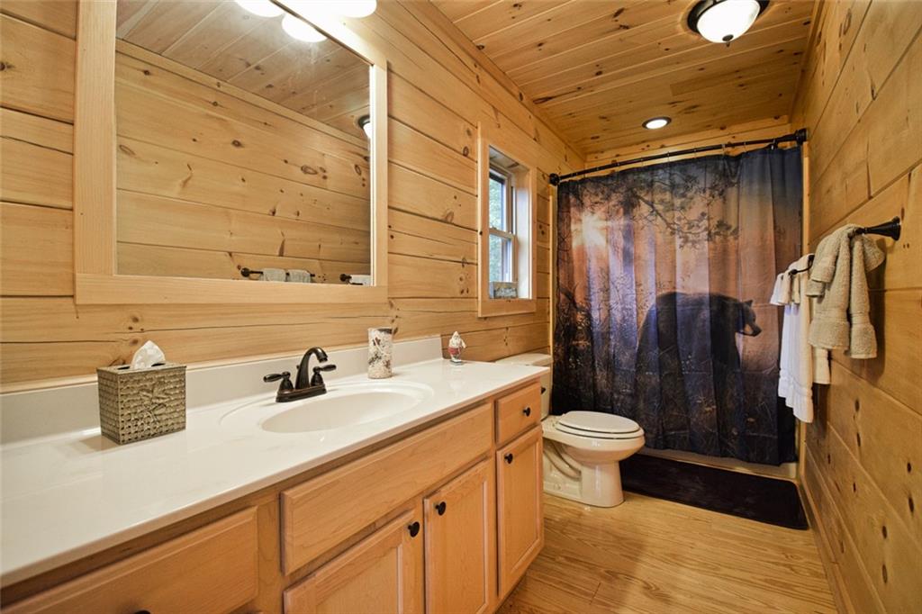 5546 Low Country Road Lenoir, NC 28645 - Photo 19 of 42 Gallery Image 19