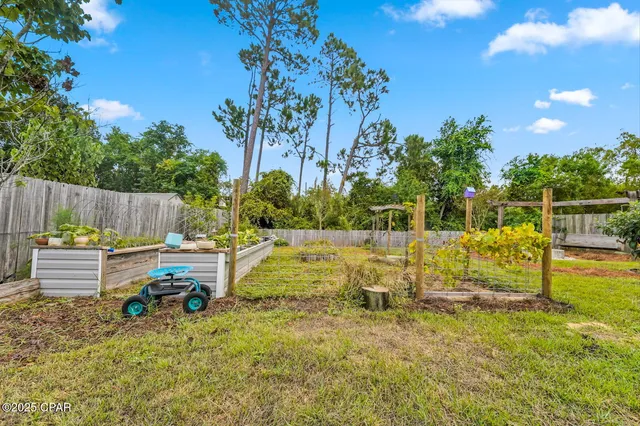 $449,000 | 7312 Port Pl Street, Southport, FL 32409