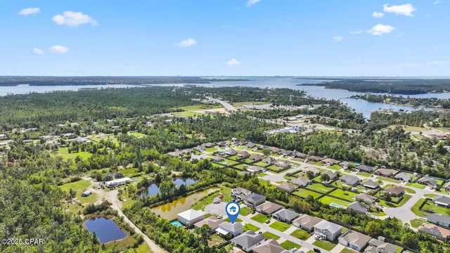 $445,999 | 7312 Port Pl Street, Southport, FL 32409
