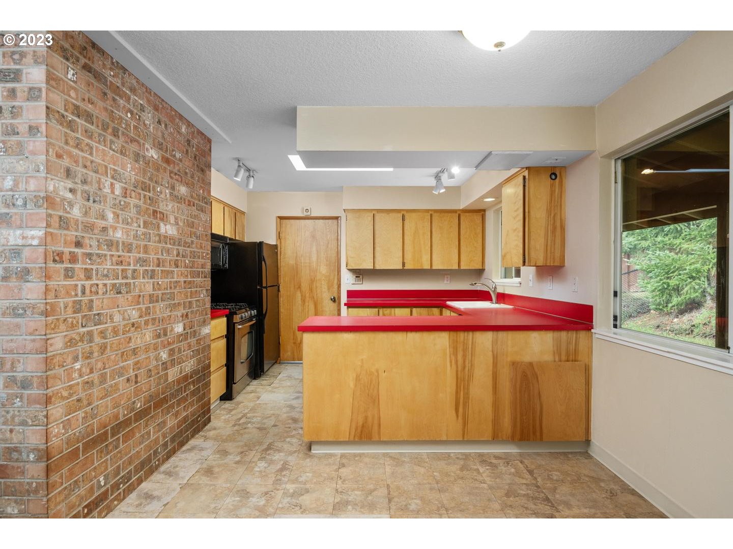 10740 Northwest Laidlaw Road Portland, OR 97229 - Photo 12 of 48 Gallery Image 12