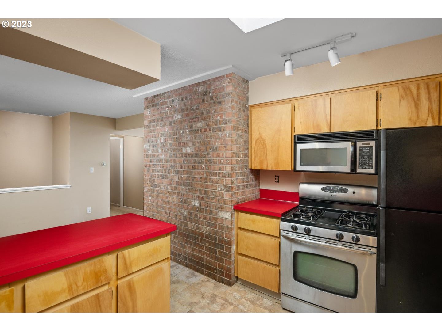 10740 Northwest Laidlaw Road Portland, OR 97229 - Photo 14 of 48 Gallery Image 14