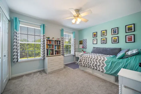 $425,000 | 448 Sierra Place, Gurnee, IL 60031