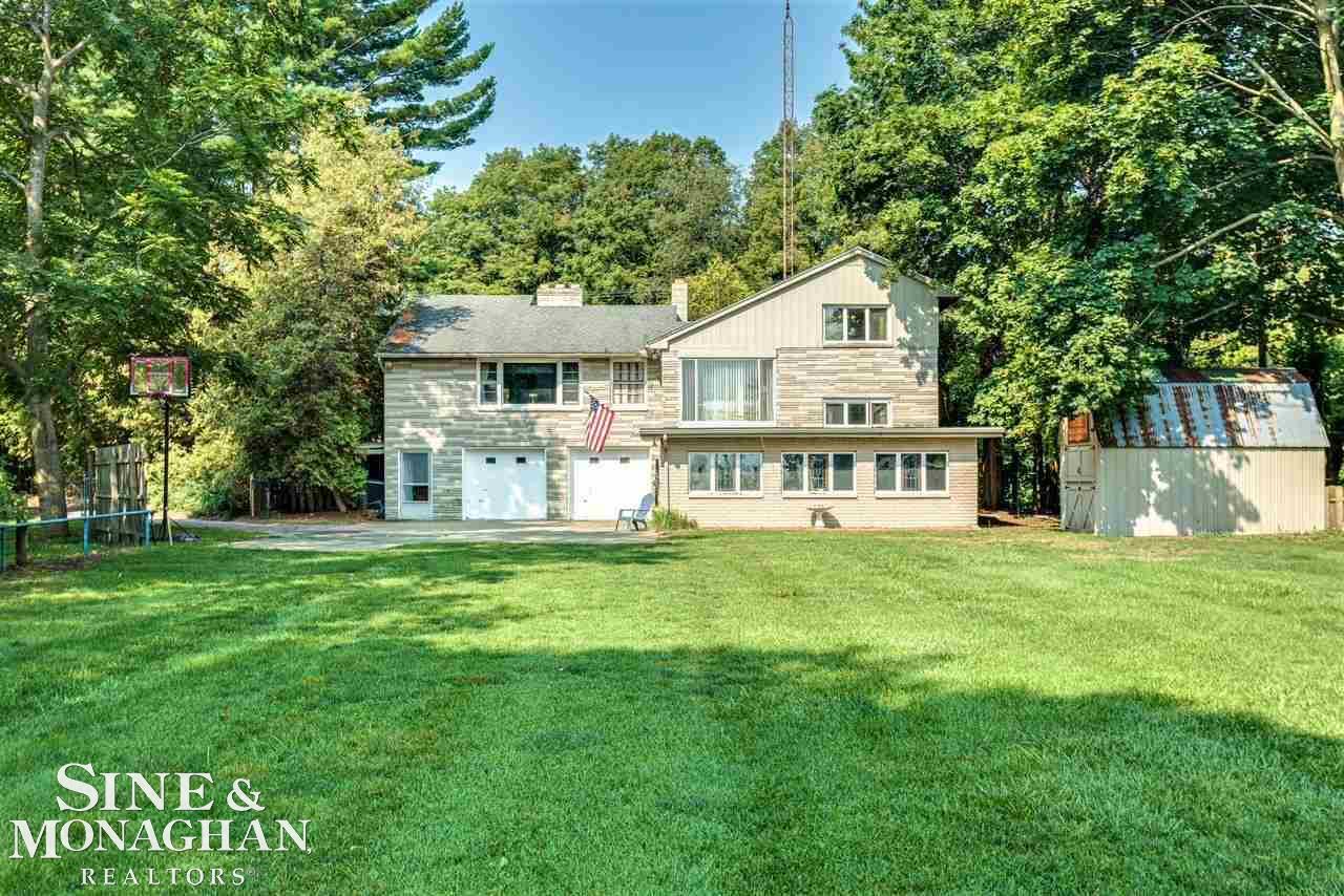 2427 Lakeshore Road Applegate, MI 48401 - Photo 1 of 55