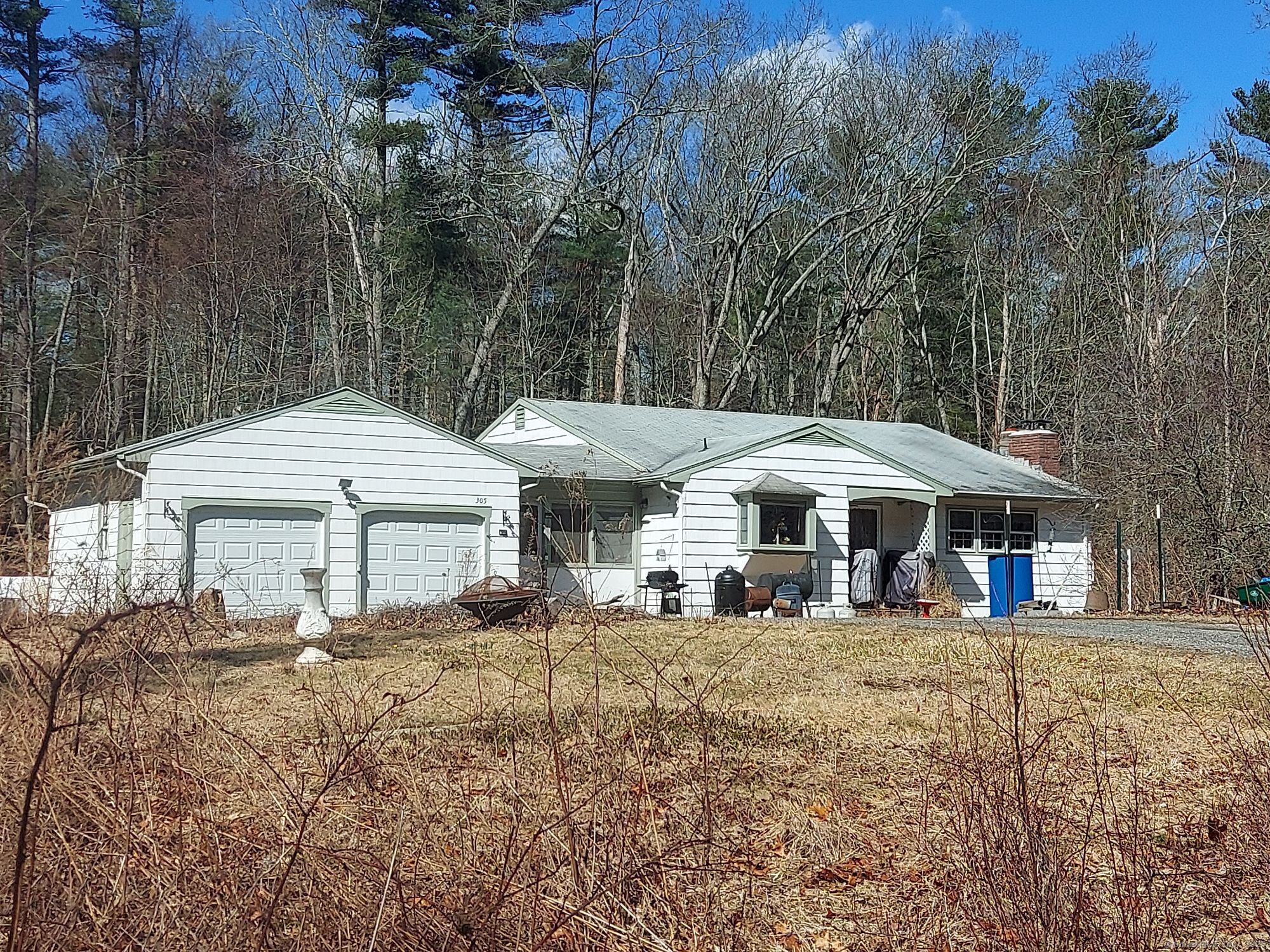 305 Pratt Road Killingly, CT 06241 - Photo 1 of 1 a front view of a house with a yard