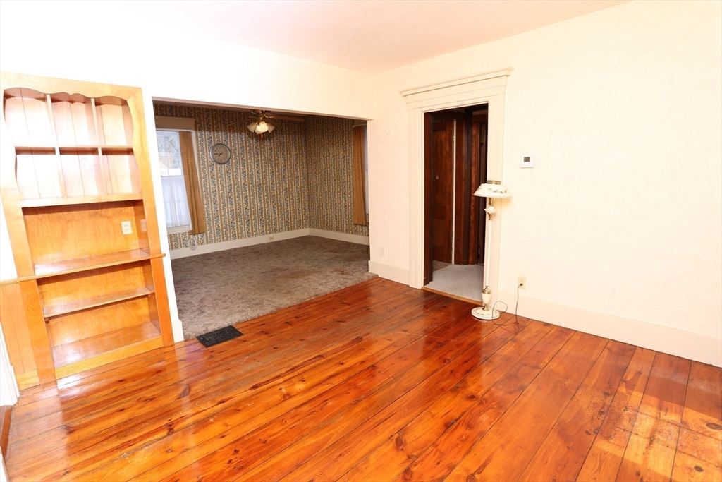 5 Maple Street South Hadley, MA 01075 - Photo 16 of 37