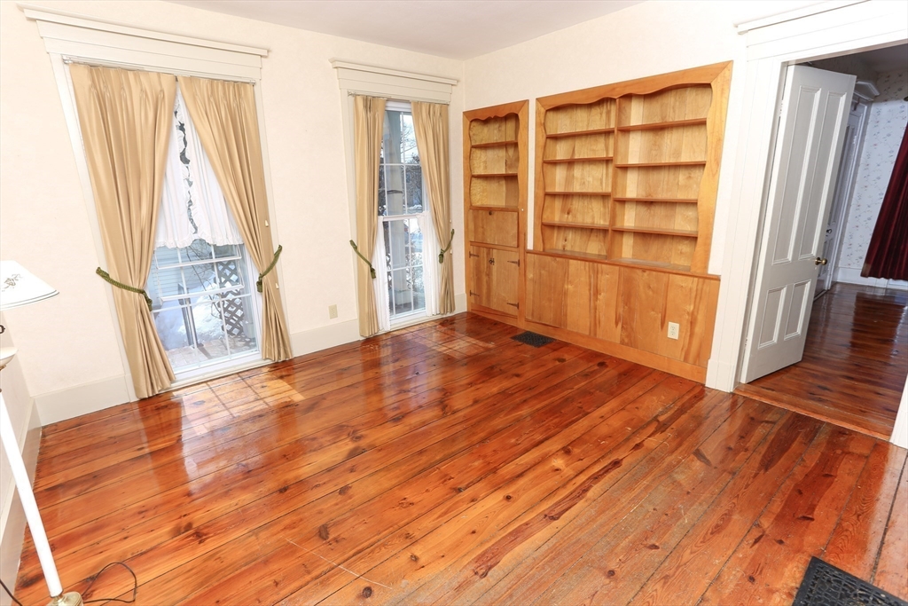 5 Maple Street South Hadley, MA 01075 - Photo 17 of 37