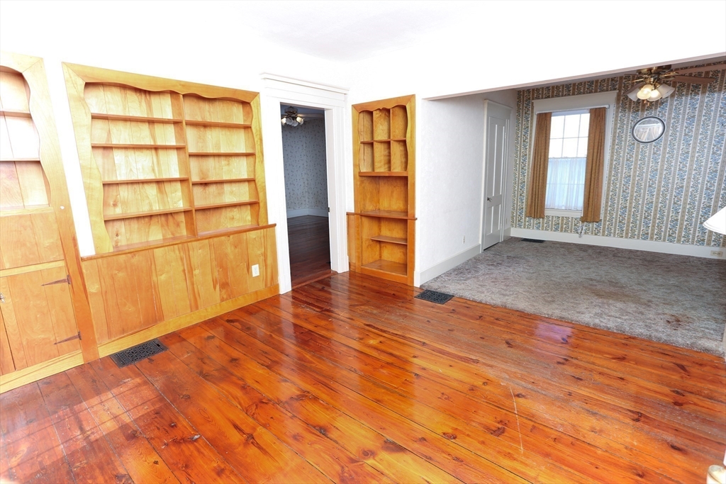 5 Maple Street South Hadley, MA 01075 - Photo 18 of 37