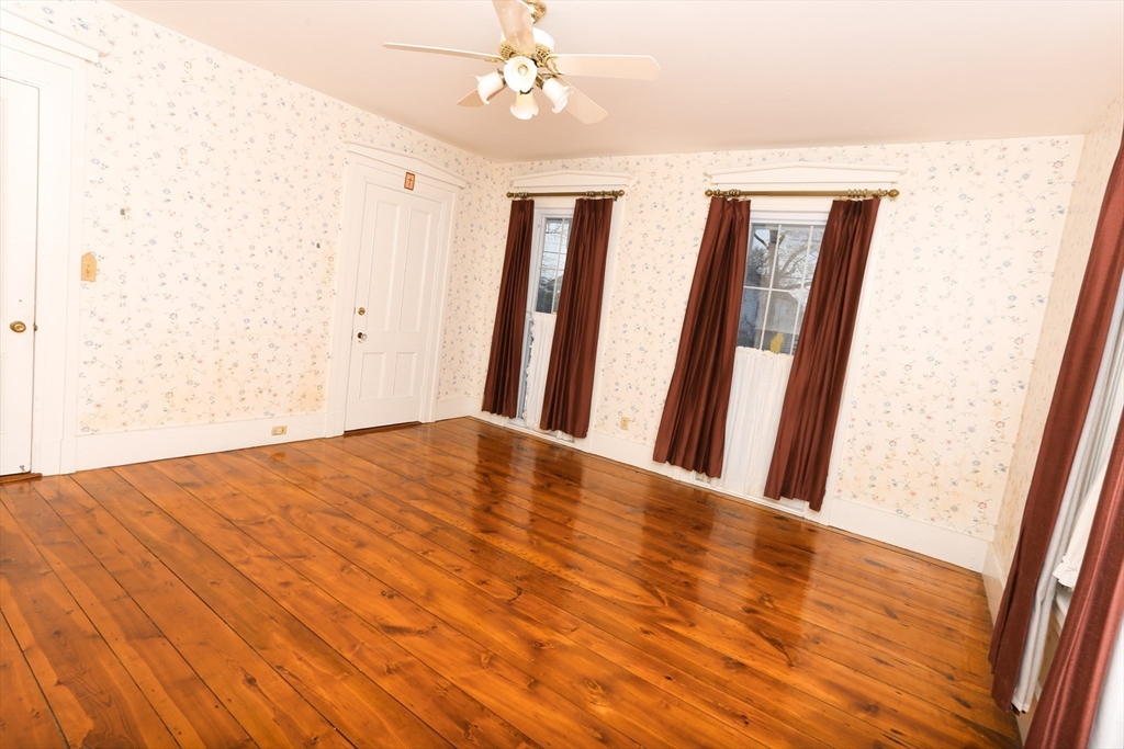 5 Maple Street South Hadley, MA 01075 - Photo 19 of 37