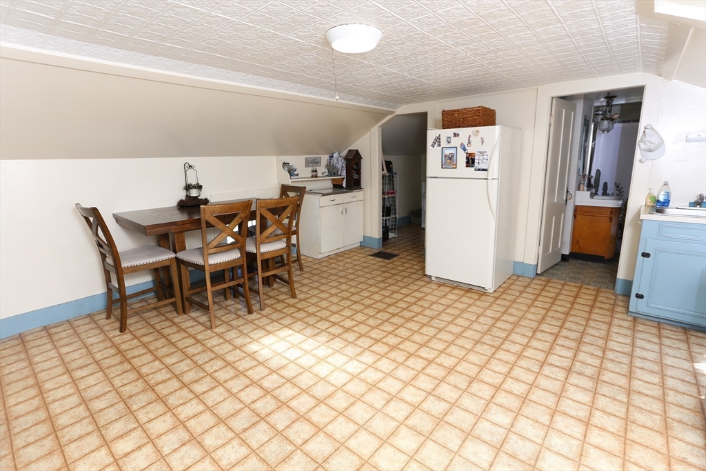 5 Maple Street South Hadley, MA 01075 - Photo 23 of 37