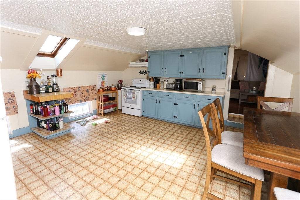 5 Maple Street South Hadley, MA 01075 - Photo 24 of 37