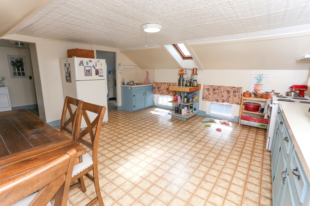 5 Maple Street South Hadley, MA 01075 - Photo 25 of 37