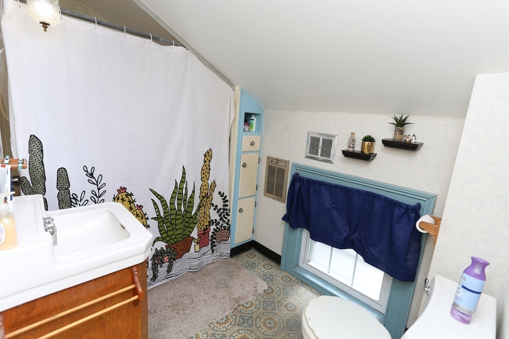 5 Maple Street South Hadley, MA 01075 - Photo 26 of 37