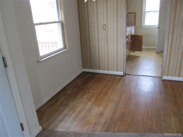 17828 Reno Street Riverview, MI 48193 - Photo 8 of 25 264-086206 dining area a.JPG