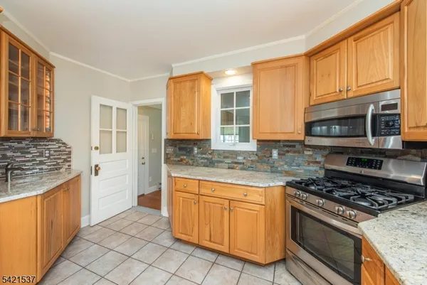 $549,900 | 255 Sussex Avenue, Newton, NJ 07860