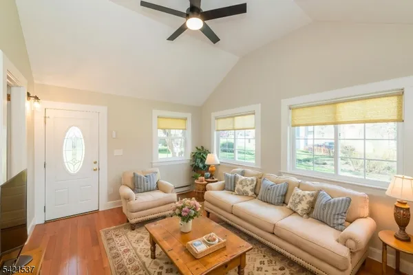 $549,900 | 255 Sussex Avenue, Newton, NJ 07860