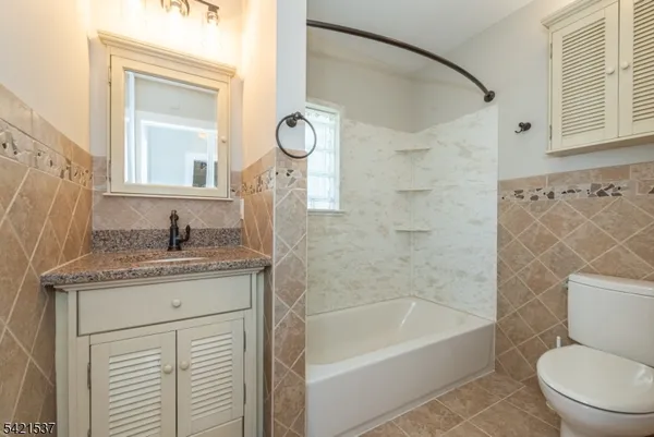 $549,900 | 255 Sussex Avenue, Newton, NJ 07860