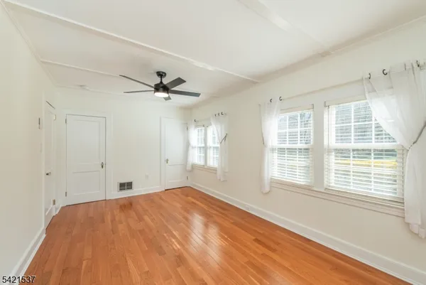 $549,900 | 255 Sussex Avenue, Newton, NJ 07860