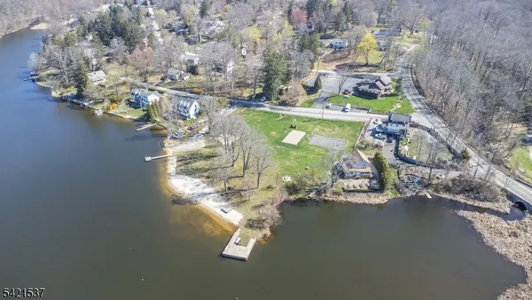 $549,900 | 255 Sussex Avenue, Newton, NJ 07860