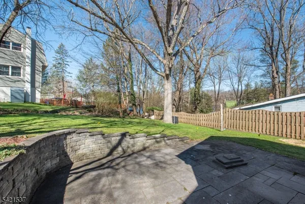 $549,900 | 255 Sussex Avenue, Newton, NJ 07860