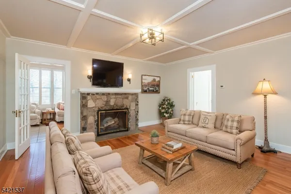 $549,900 | 255 Sussex Avenue, Newton, NJ 07860