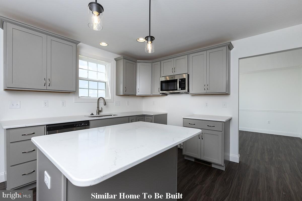 95 Red Maple Drive Etters, PA 17319 - Photo 2 of 17