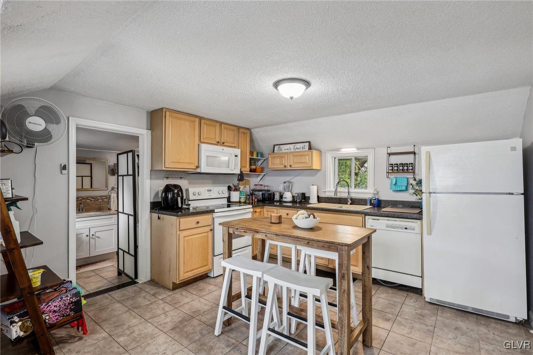 3203 Washington Street Bethlehem, PA 18020 - Photo 32 of 50