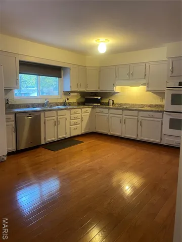 $319,900 | 6320 Hadden Bay Drive, Florissant, MO 63033