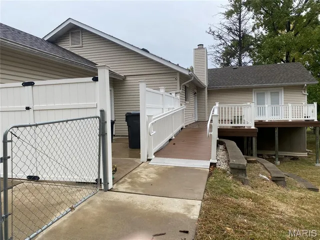 $319,900 | 6320 Hadden Bay Drive, Florissant, MO 63033