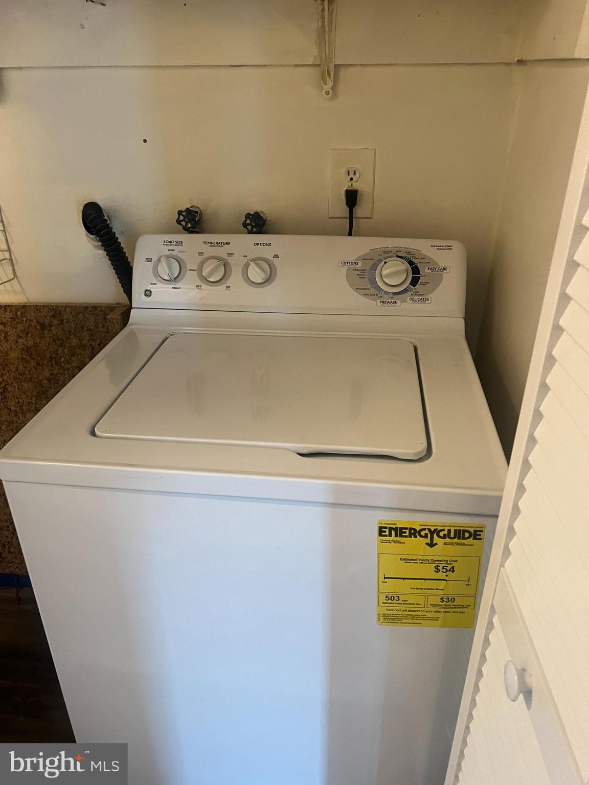 2216 Sanibel Drive Reston, VA 20191 - Photo 12 of 15 a utility room with dryer and washer