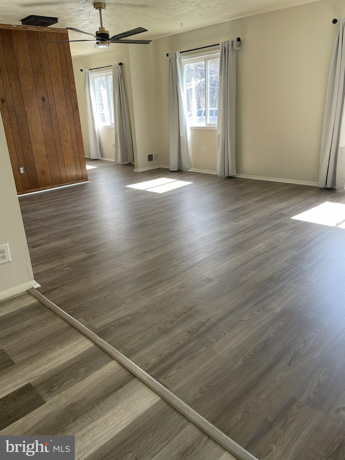 2216 Sanibel Drive Reston, VA 20191 - Photo 2 of 15