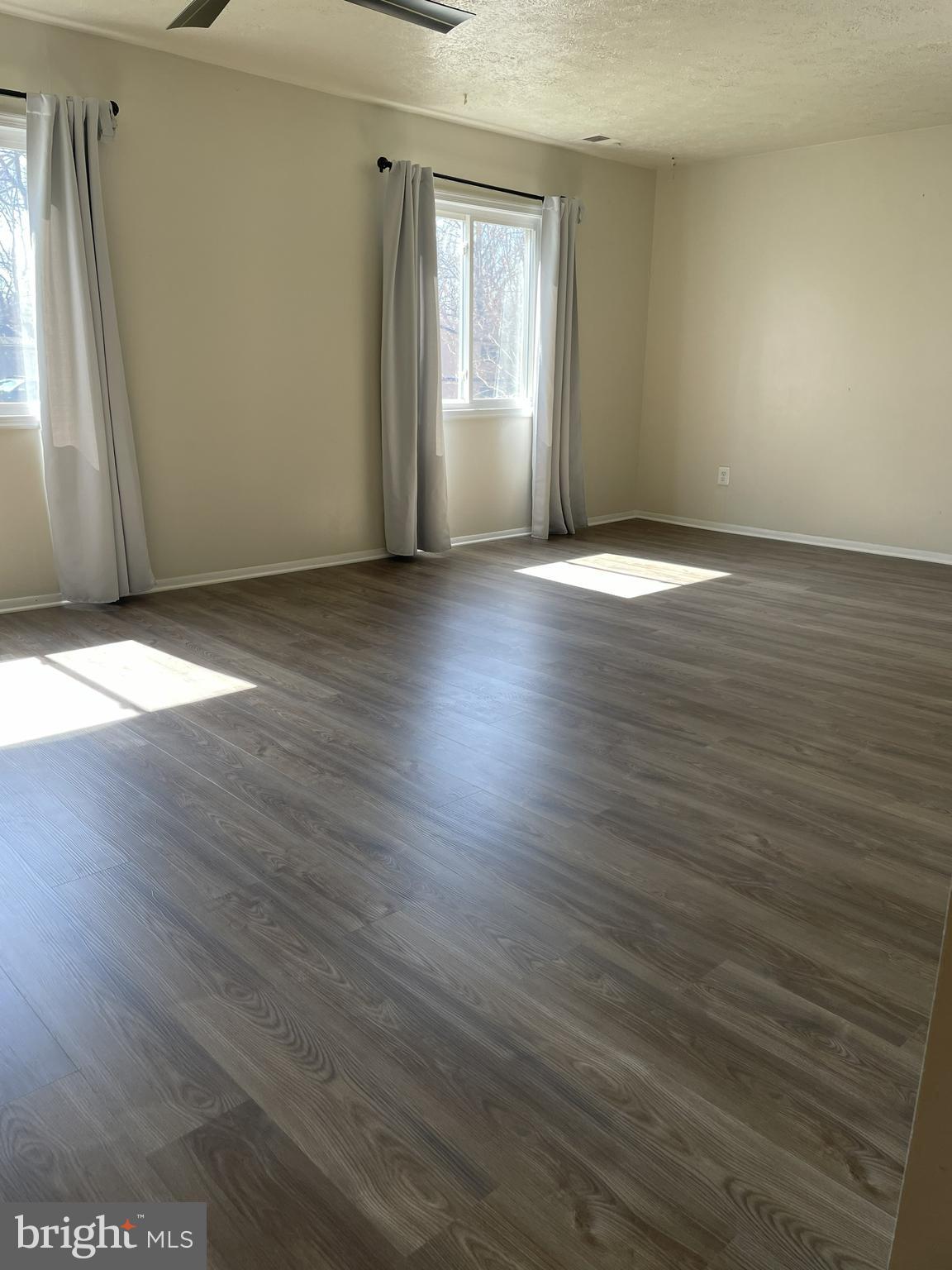 2216 Sanibel Drive Reston, VA 20191 - Photo 3 of 15