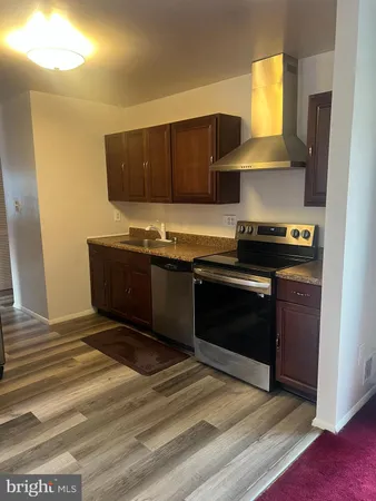 $3,000 | 2216 Sanibel Drive, Reston, VA 20191