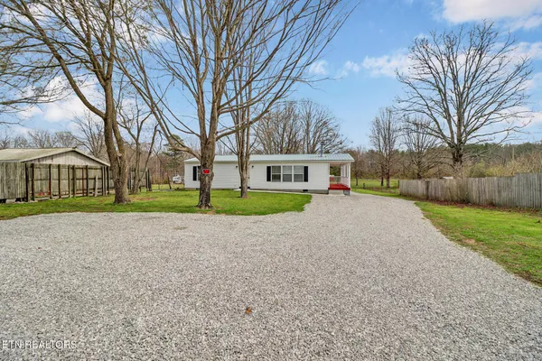 $199,900 | 5421 South York Highway, Grimsley, TN 38565