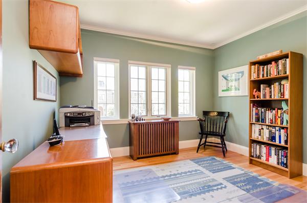 56 Mandalay Road Newton, MA 02459 - Photo 17 of 24