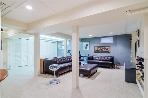 56 Mandalay Road Newton, MA 02459 - Photo 6 of 24