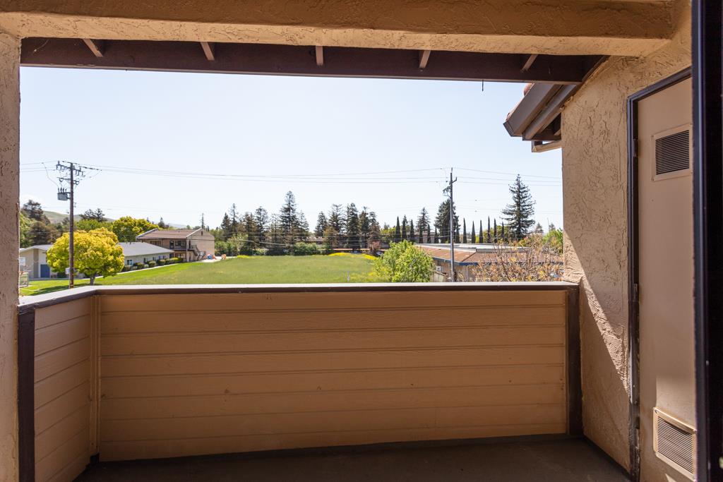 93 Shaniko Common, Unit 24 Fremont, CA 94539 - Photo 21 of 25 a view of outdoor space and yard