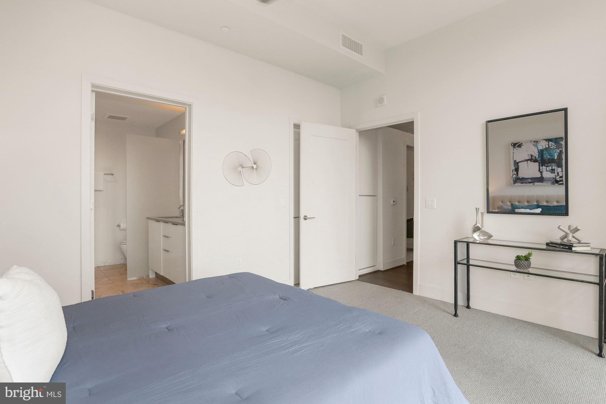 45 Sutton Square Southwest, Unit PH18 Washington, DC 20024 - Photo 7 of 24
