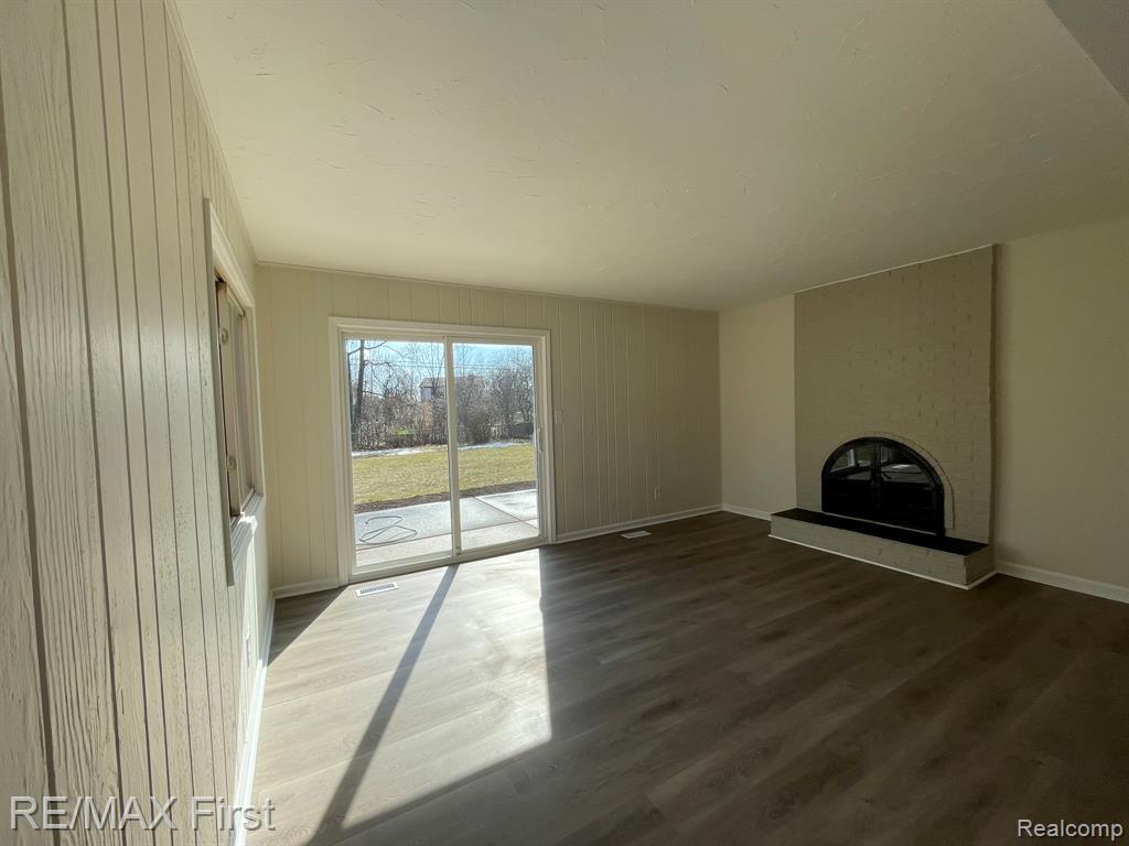 48065 Fuller Road Chesterfield, MI 48051 - Photo 9 of 20