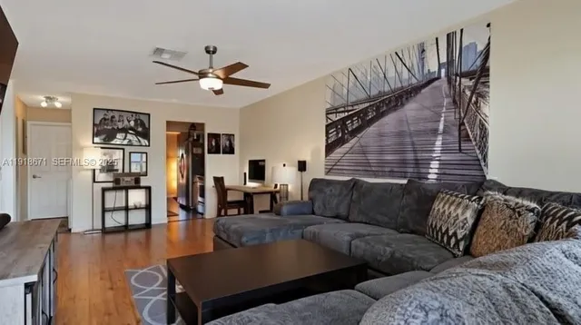 $2,625 | 8069 Southwest 19th Court, Davie, FL 33324