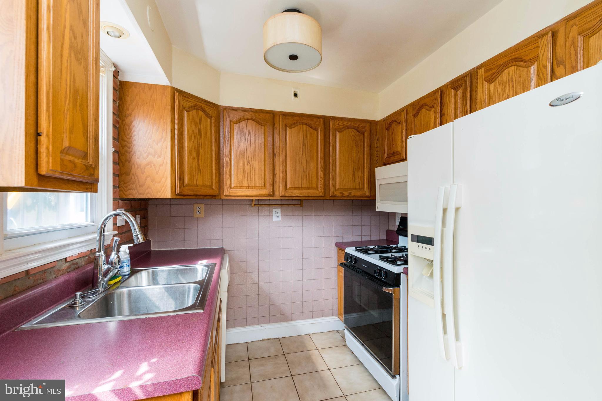 3533 Wild Cherry Road Baltimore, MD 21244 - Photo 7 of 30 Kitchen