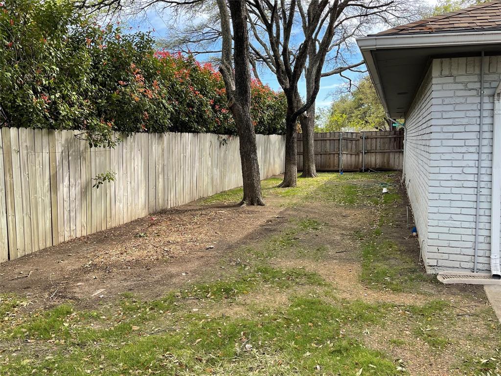 7631 Meadow Road Dallas, TX 75230 - Photo 21 of 25 View of fenced Side Yard
