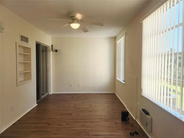 $1,450 | 2402 Ecuadorian Way, Unit 30, Clearwater, FL 33763