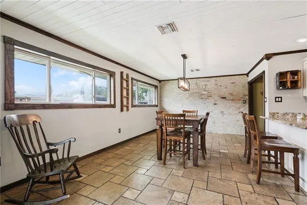 $395,000 | 41 Derbes Drive, Gretna, LA 70053