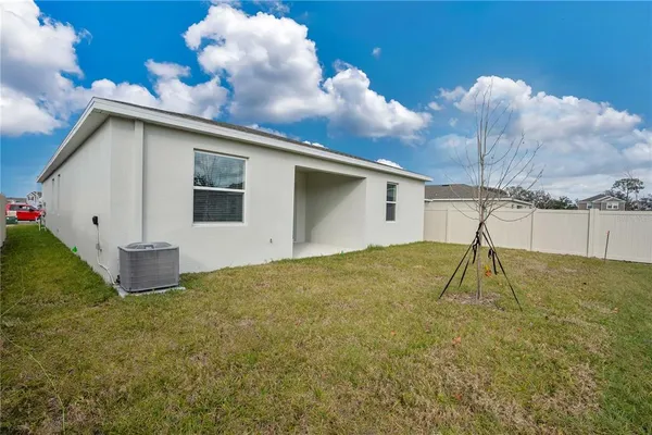 $2,400 | 393 Kayden Cove, Lake Wales, FL 33859