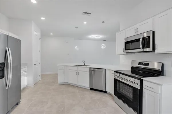 $2,400 | 393 Kayden Cove, Lake Wales, FL 33859