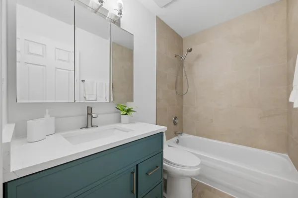 $3,500 | 1553 Brandywyn Court North, Buffalo Grove, IL 60089