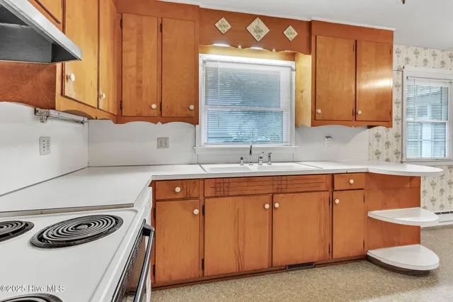 $375,000 | 5308 Highway 87, Elizabethtown, NC 28337