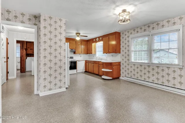 $375,000 | 5308 Highway 87, Elizabethtown, NC 28337