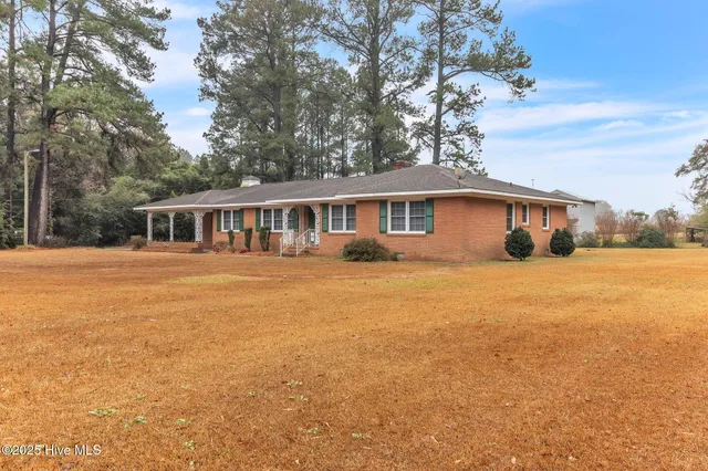 $375,000 | 5308 Highway 87, Elizabethtown, NC 28337