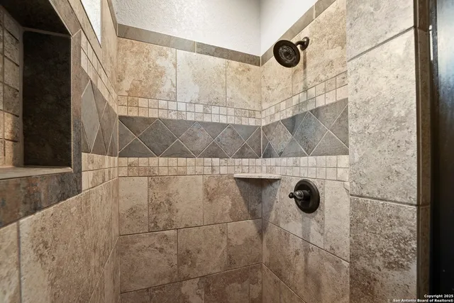 $675,000 | 172 Bobby Lynn Drive, Adkins, TX 78101